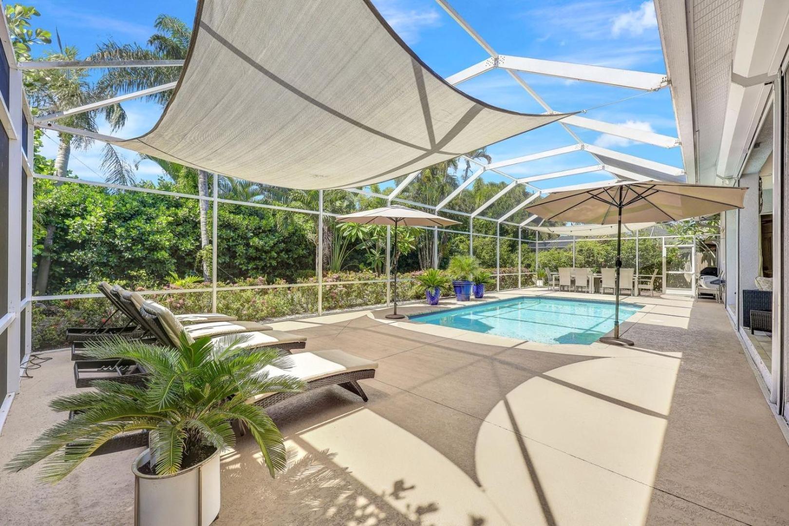 Lux Family 3 Bedroom With Pool Villa Walk To Beach And Mercato Нейплс Экстерьер фото