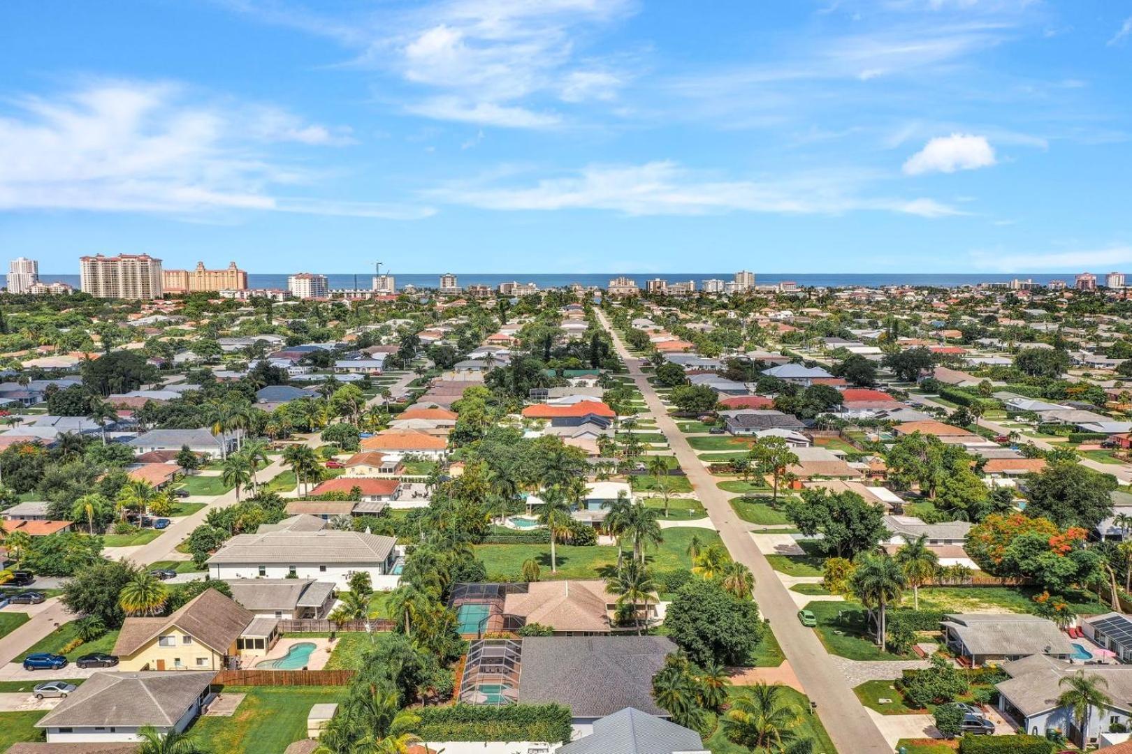 Lux Family 3 Bedroom With Pool Villa Walk To Beach And Mercato Нейплс Экстерьер фото